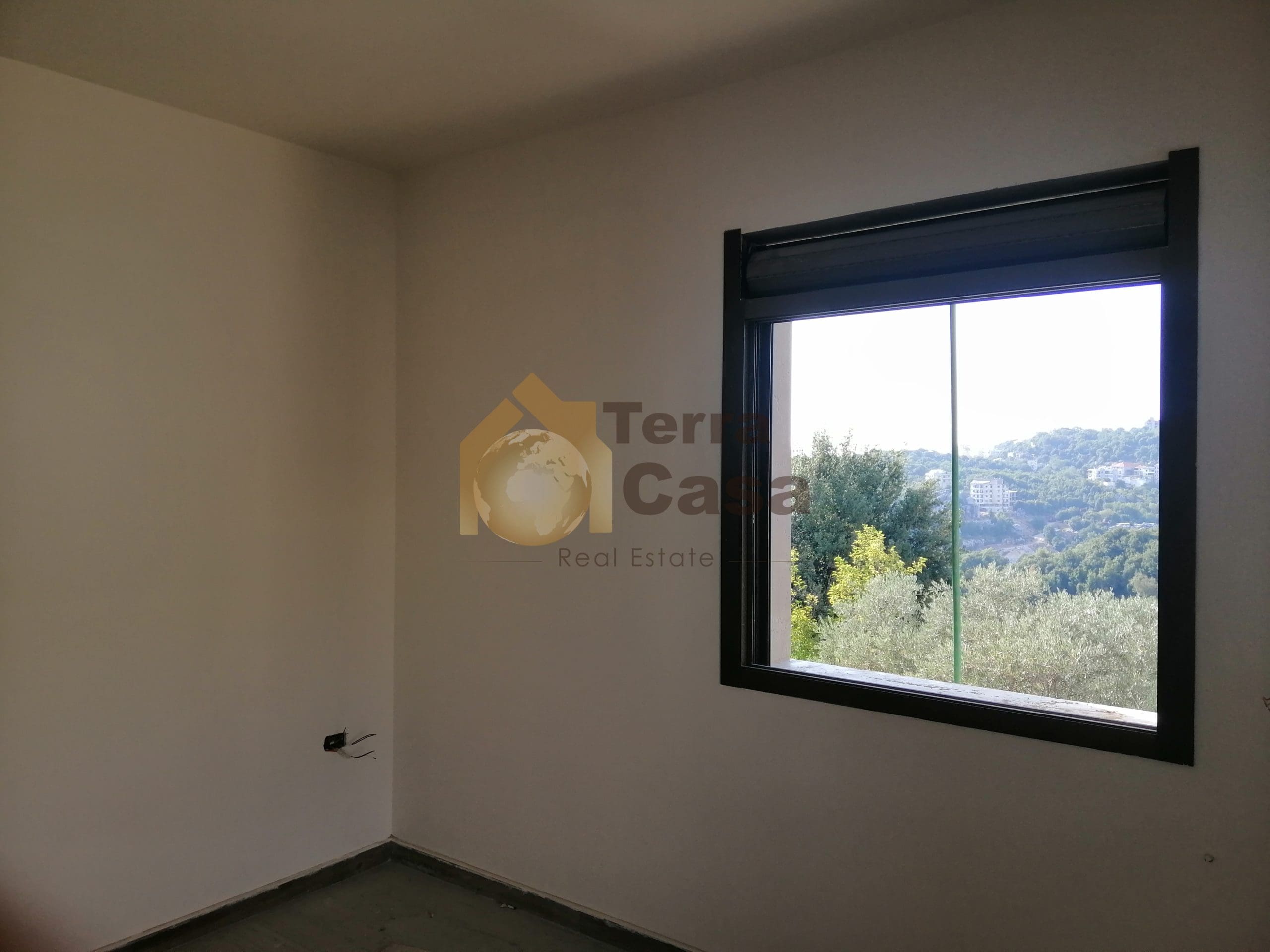 New apartment in Achkout consisting of 135sqm located in nice area offered for 175000$