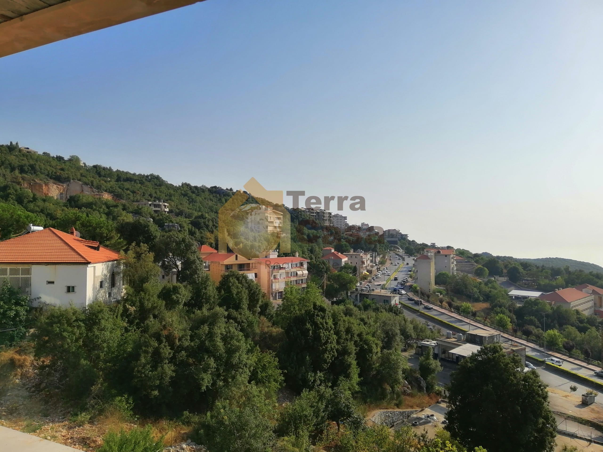 New apartment in Achkout consisting of 180sqm located in nice area