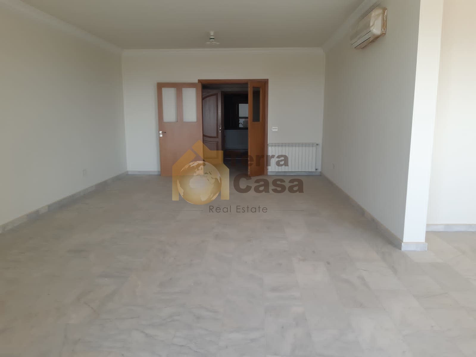 Fully decorated apartment nice view cash payment.Ref#2989