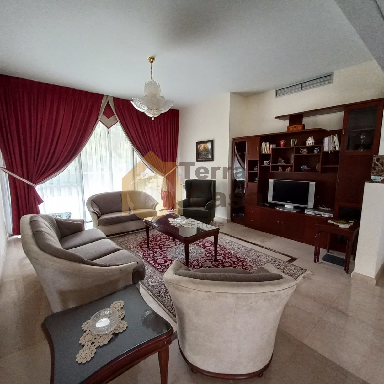 Luxurious fully furnished apartment cash payment .Ref#3248