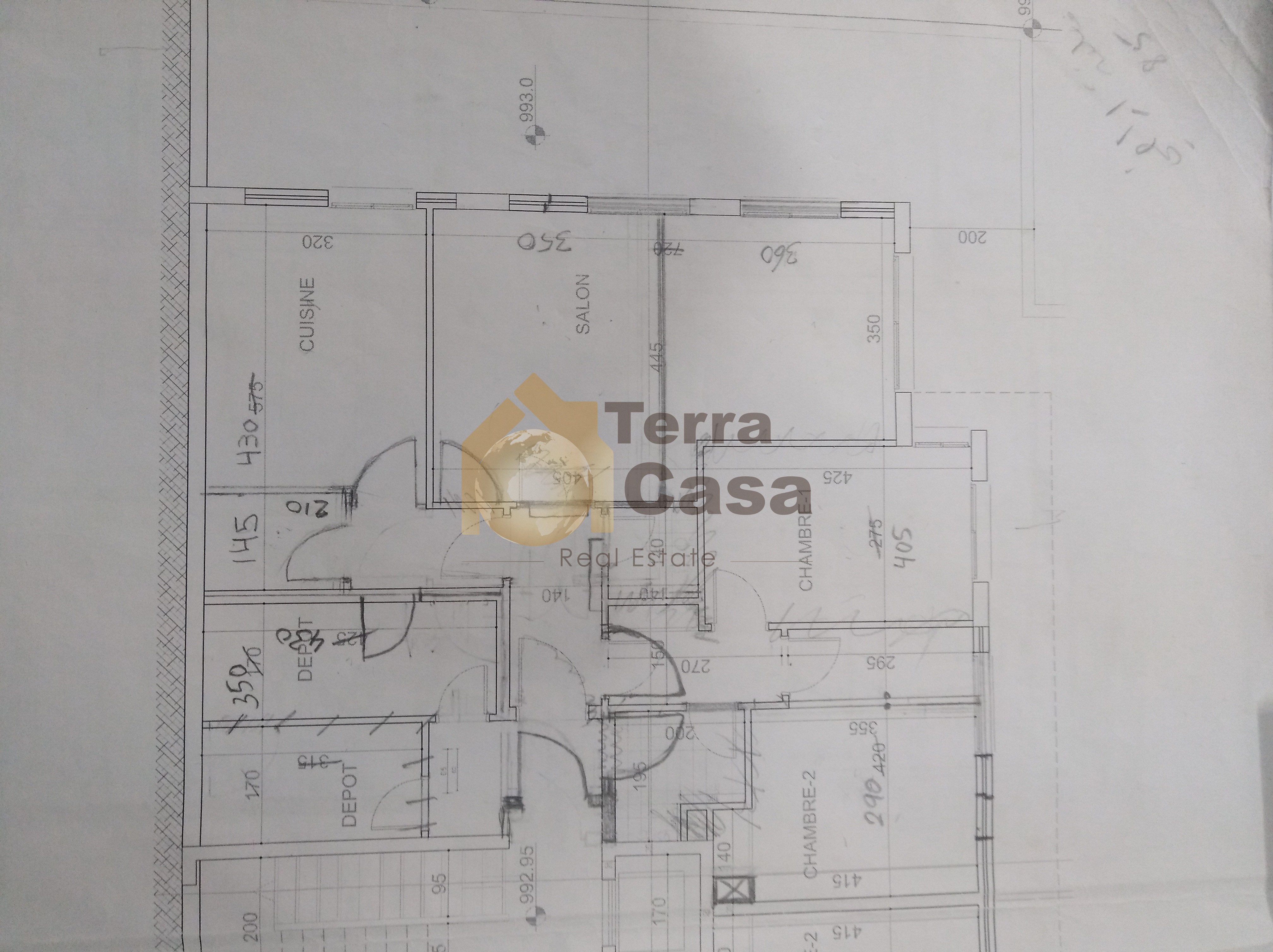 apartment for rent in zahle haouch el omara  brand new with garden. Ref#4481